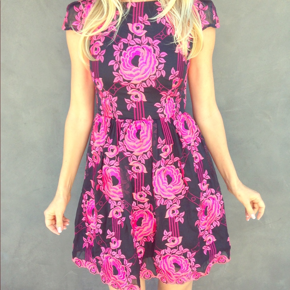 Alice and Olivia daytime or cocktail dress